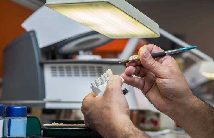 Service d'adaptation de prothèse dentaire Boisbriand